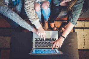 Lee más sobre el artículo Educación Virtual vs Educación Presencial